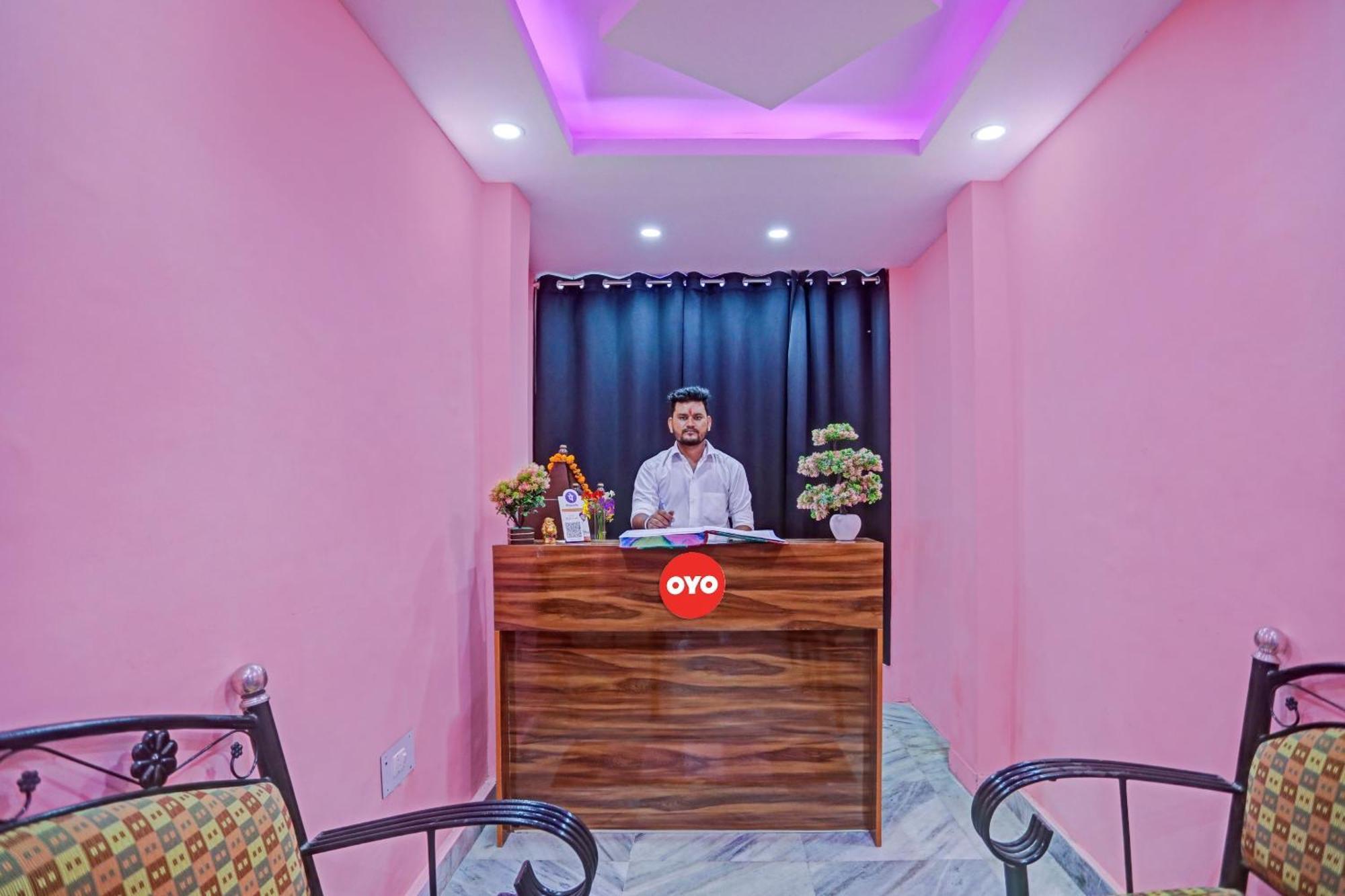 Hotel Flagship Grand Imperial Near Worlds Of Wonder Kālkāji Devi Exterior foto