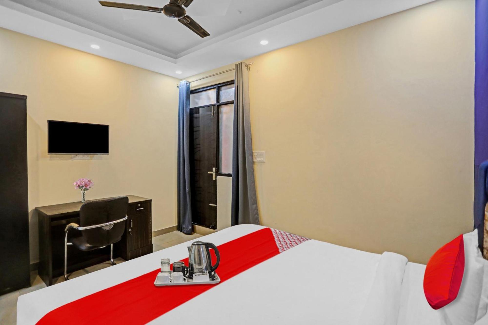 Hotel Flagship Grand Imperial Near Worlds Of Wonder Kālkāji Devi Exterior foto