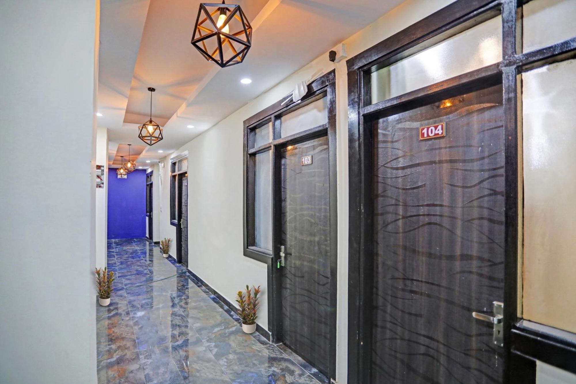 Hotel Flagship Grand Imperial Near Worlds Of Wonder Kālkāji Devi Exterior foto
